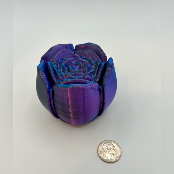 Jewelry - Rose Jewelry Box with Silk (Can be customized to any color)